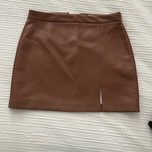 Wilfred vegan leather mini skirt - Picture 1 of 3